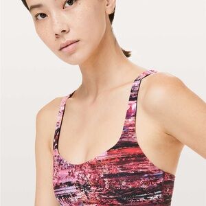 LULULEMON Lighten Up Bra in Dahliascape Multi/Black - 4